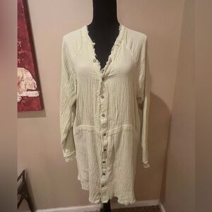 Oli & Hali Mint Mist  Oversize Gauze Boho Tunic Button Up, size Small